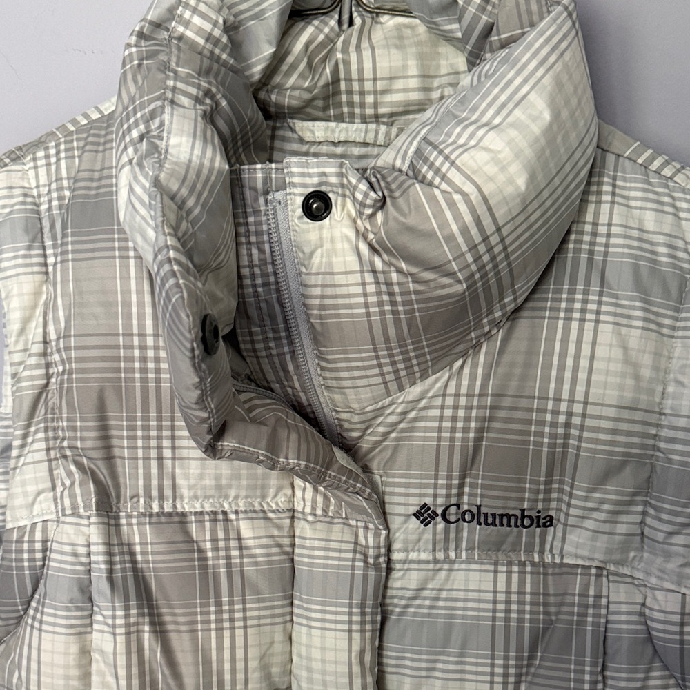 Columbia Cream Plaid Puffer Vest - Picture 3 of 7